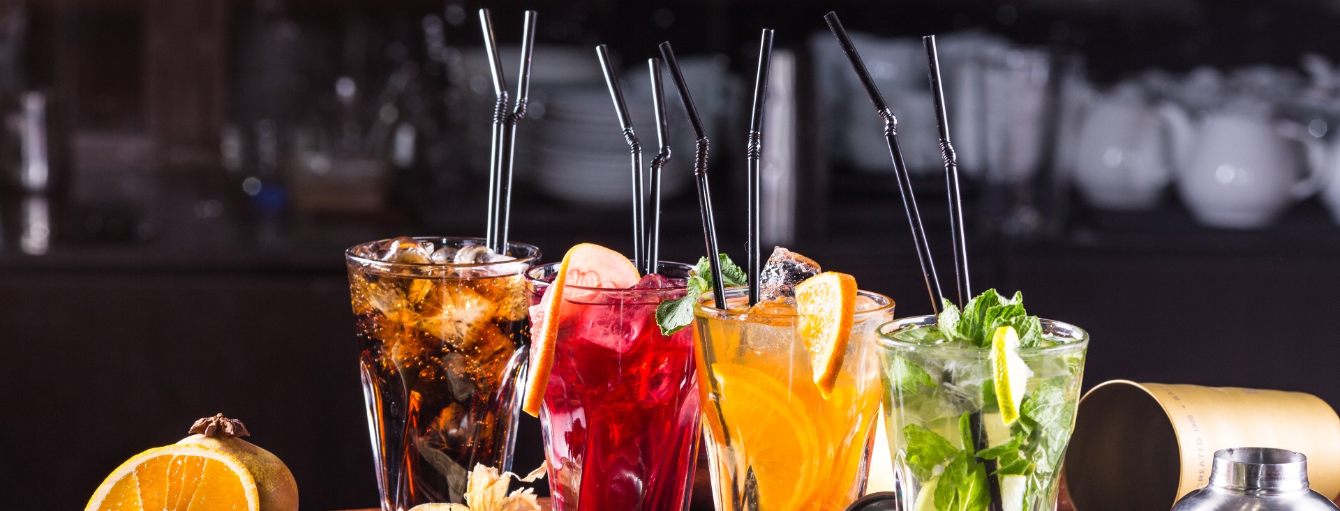  Sunset Pool Bar, Club Mahindra Varca